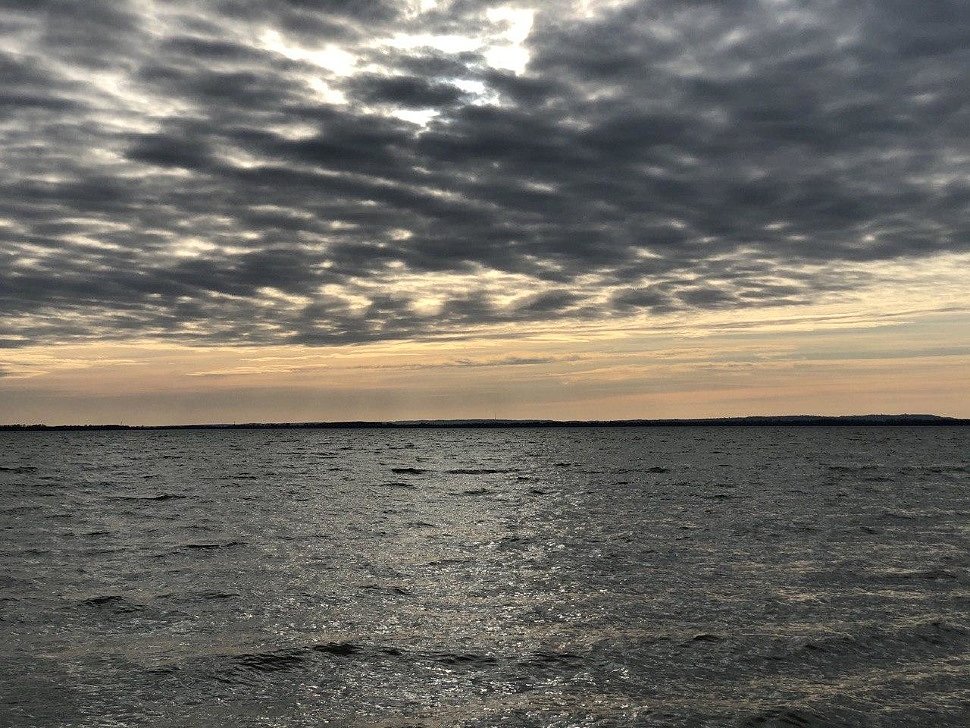 30.01.2020 - Windy lake Balaton.